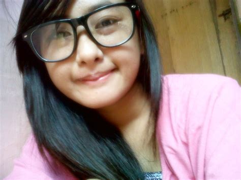ngewek|NGEWEYUK .